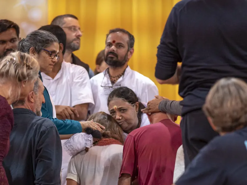 Amma tour darshan
