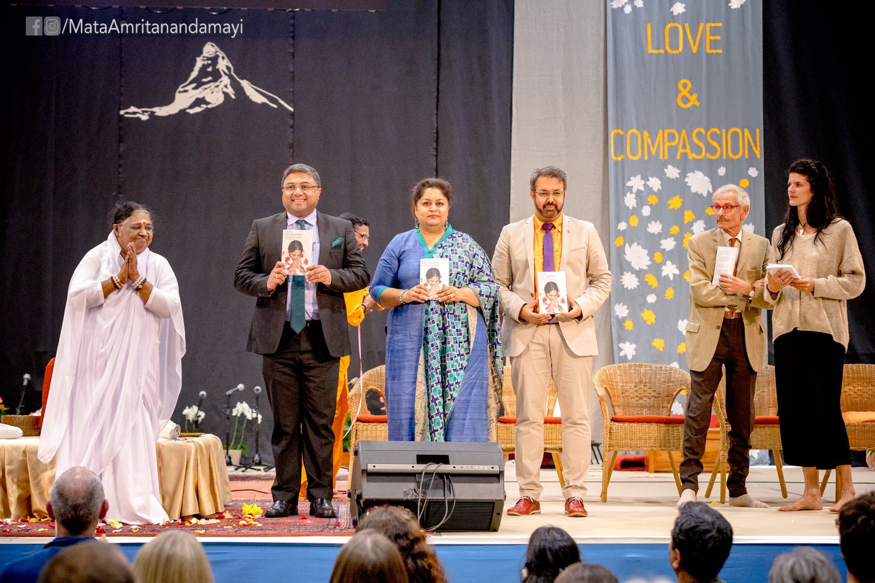 Amma's 32nd visit to the land of the alps