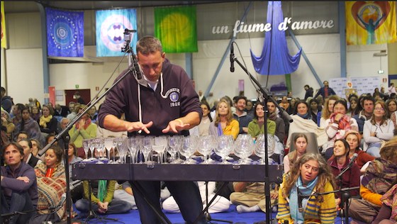The language of love is a silent embrace - Italy welcomes Amma
