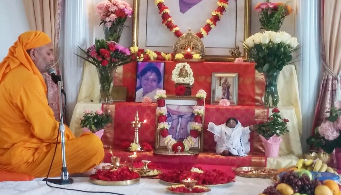May 20: Tenth Anniversary Satsang with Dayamrita Chaitanya