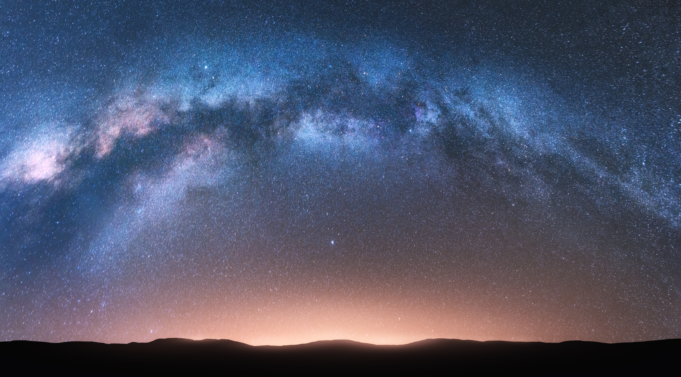 Milky Way over the horizon 