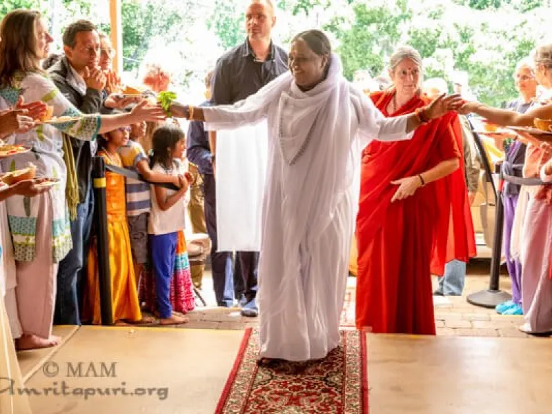 Excerpts from Amma's North American Tour 2019