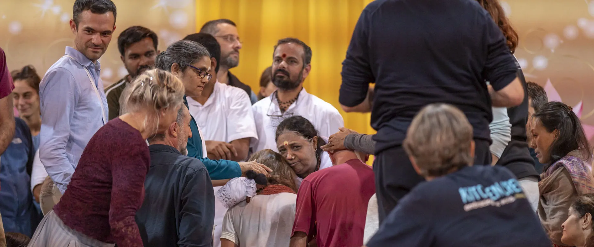 Amma tour darshan