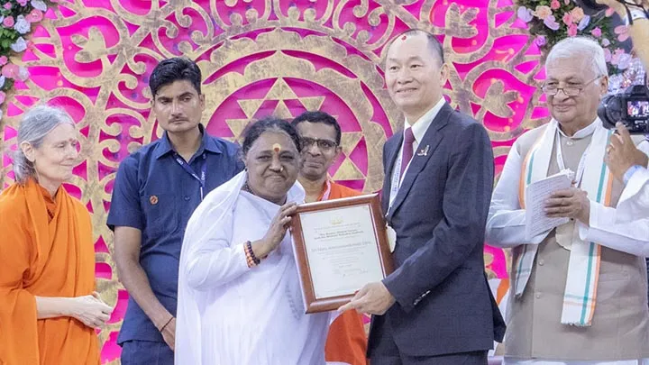 Amritapuri — Amma