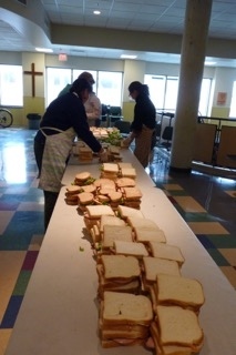 Making sandwiches on Sundays Making sandwiches on Sundays
