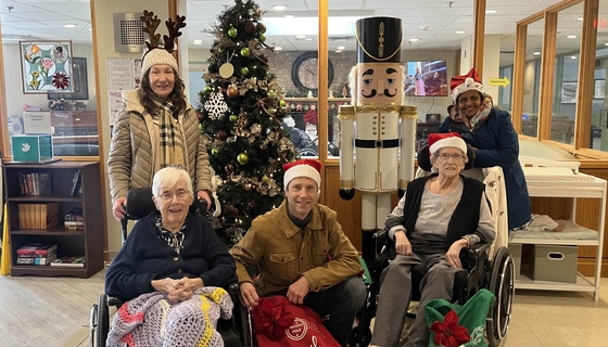 Amma Canada volunteers with Bennett seniors