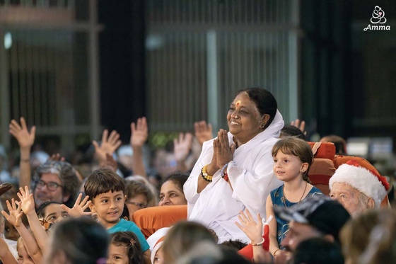 Amma shared that Christmas is a celebration of the remarkable life of Jesus, a mahātmā who served as a constant support and refuge for this world.