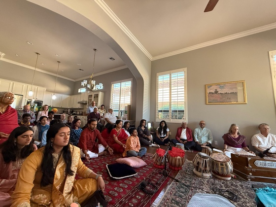 Swami Dayamritananda Puri led the guided meditation.