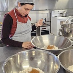 Daya measures ingredients